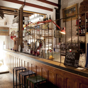 La barra de la Pulpería